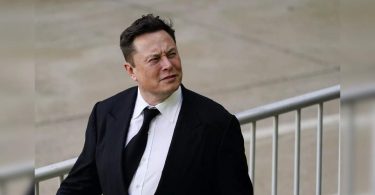 Elon Musk isn't 'happy' with Apple about these two things