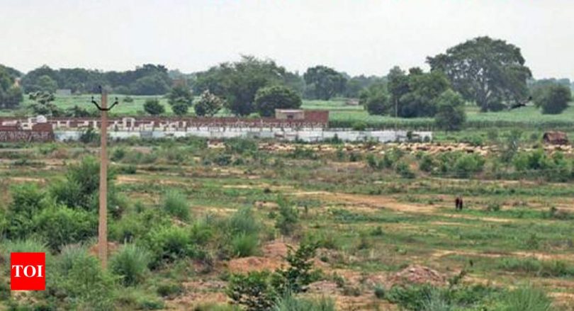 GB Nagar: Giving up the land for the transportation or face action corridor