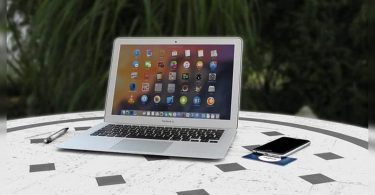 Apple iPhone, iPad and MacBook users, the company has released this important security update for your device