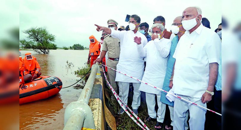 Karnataka: The villagers who have been flooded are waiting for relocation