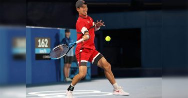 Kei Nishikori keeps Japan's hopes of life after the defeat of Naomi Osaka