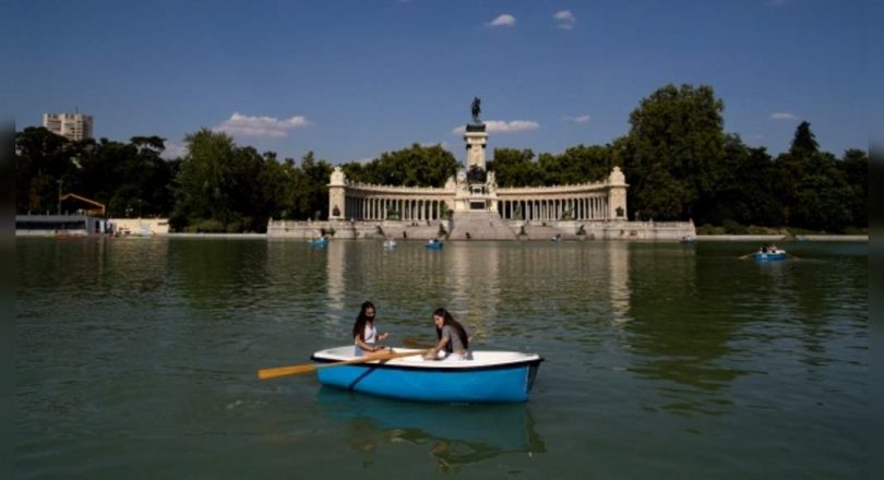 Retiro Madrid Park, Prado Avenue Joined by List of World Heritage