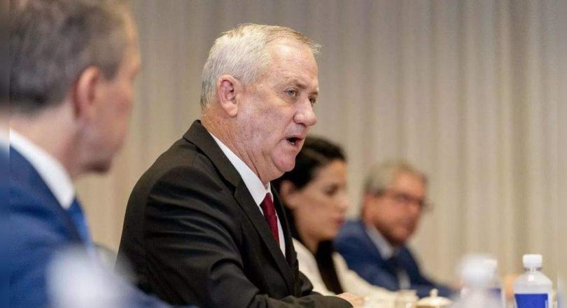 Israeli Minister Benny Gantz to discuss the Pegasus scandal in a French visit