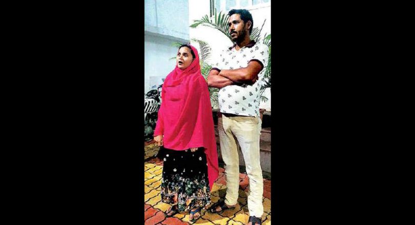 B'deshi couple waiting for travel paper for reunions with children