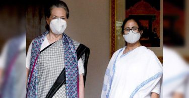 Mamata Banerjee met Sonia Gandhi in the middle of a call for the United opposition