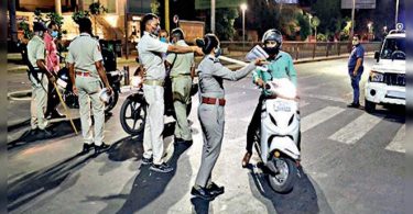 One-hour lazy night clock at Ahmedabad, 7 cities