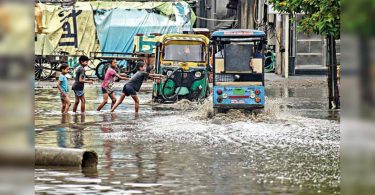 Monsun Malady: Jams on Jalan Ghaziabad Utama, Power Blackout in Noida