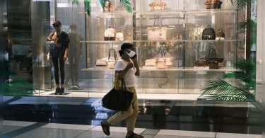 After fading, the sale of masks began to rebound