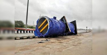 NHAI files complaint after the truck flips, bridge damage