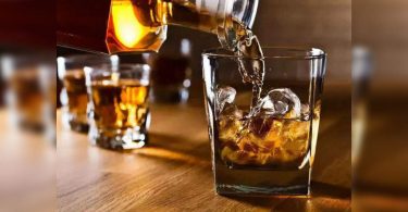 'In a dry Gujarat, 4.3% of the adult population' alkhoto