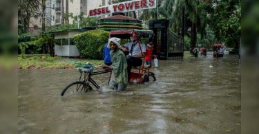 Feeling trapped when it rains, the plan to check the MCG flood only on paper, say residents of the Essel Tower