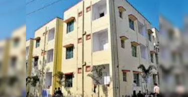 Noida Admin sticks to RS 344-CR Flats, Villa