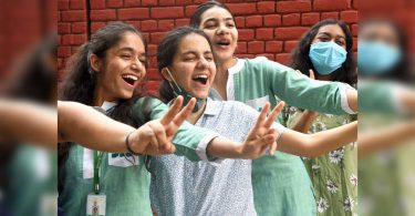 The results of the CBSE Class XII: 99.55 percent of students passed in the Bhubaneswar area