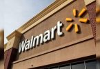 Walmart requires a mask for US retail workers at Covid-19 Hotspot