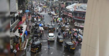 The road for people announced Sans nodded from traffic police, automatic seller panels or shop owners