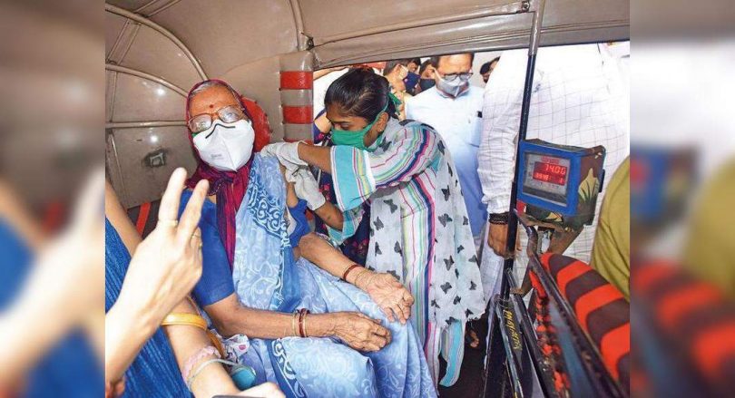 Mumbai: 37 people riding on the bed get their jab at home