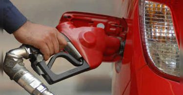 Constant fuel rates in Kolkata, but low revision expectations