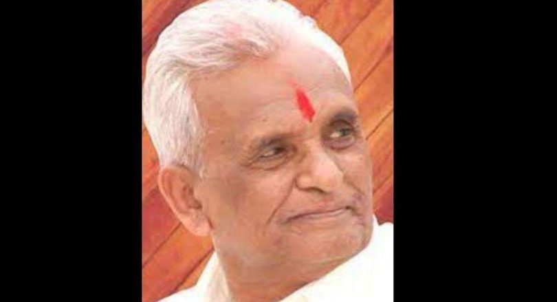 11-time MLA GANPATRAO DESHMUKH is cremated
