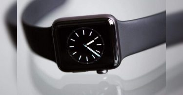 Why this medical technology company wants Apple Watch 'Banned'