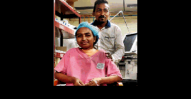 COLOR: Women return home after 100 days in the ventilator