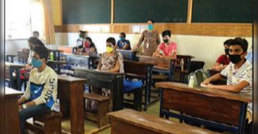 11% of college staff are not vaccinated as Cave Mulls Physical Classes