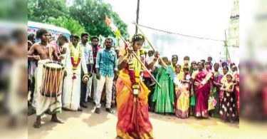 TN: Bridal Performing 'Surul Vaal Veechu' Becomes Viral