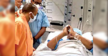 Up cm Yogi Adityanath visit Kalyan Singh in SGPGIMS