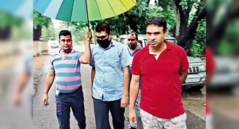 Case of accregation of IRS officers: ACB in the city to track money trail