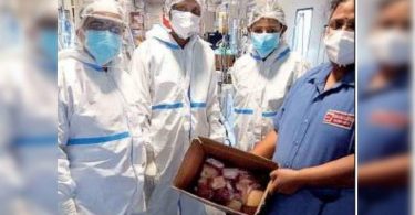 Bengaluru: Citizens Group Supplies Snacks, Refreshments