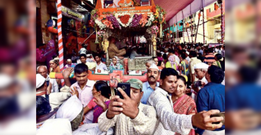 Maharashtra: Palkhis goes by bus for Pandharpur today