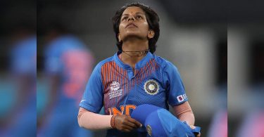 Work at my various speeds because the player plays me backfoot: Poonam