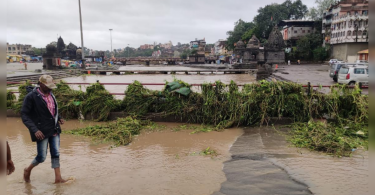 Nashik: Lowland area submerged; The train is diverted