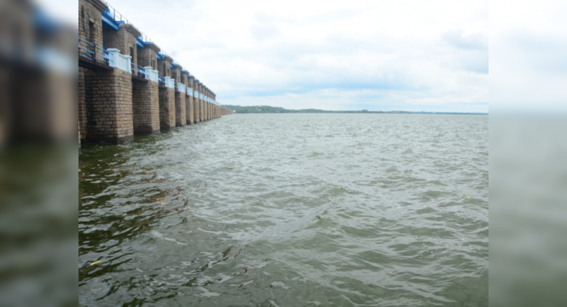 Himayat Sagar Reservoir 2 Floodgates Appoinable