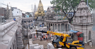 Hinduism, Muslims exchanged land for Kashi Vishwanath Dham