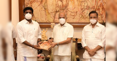 VCK, Cug Flay TN GUV to take photos with BJP leaders