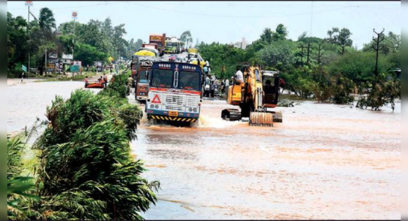 Kolhapur: NH-48 reopened for all vehicles except wheels 2