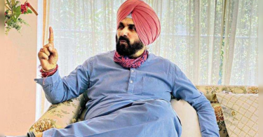 Navjot Singh Sidhu Meeting Chair 4 Hours in Chandigarh
