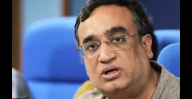 In front of Raj Cabinet Rejig, Maken Meet Mlaas