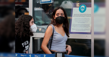 Temper Flare at the US Congress as Mandat Mask Covid-19 Back