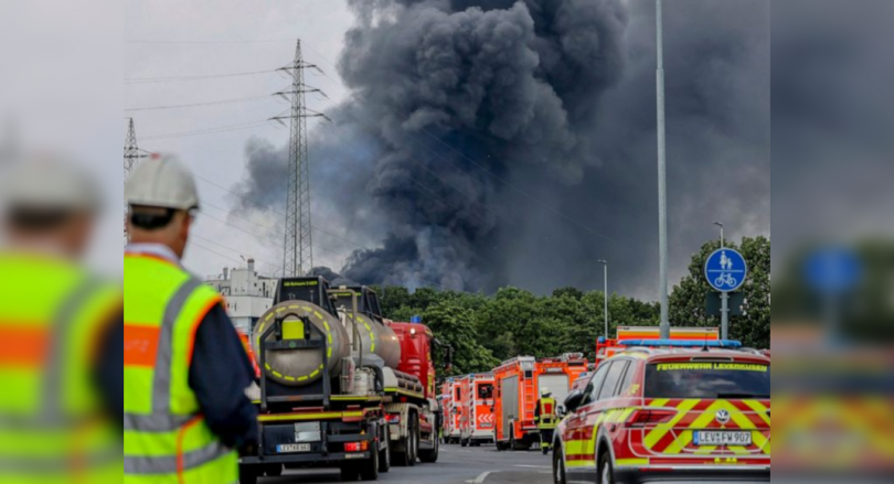 Rescuers are looking for 5 workers missing on the German Blast site