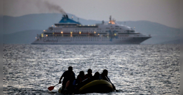 Turkey detained 200 Afghan migrants on the way to Italy