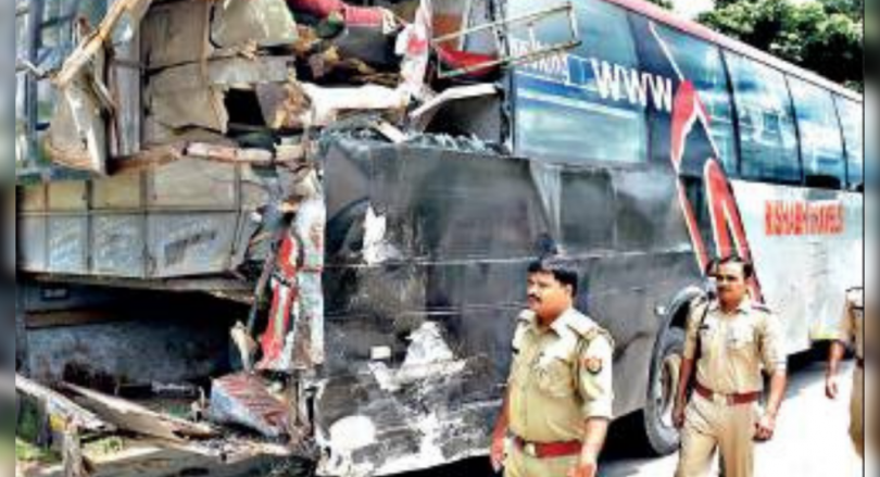 18 was destroyed in sleep as a truck hit a bus in Barbanki