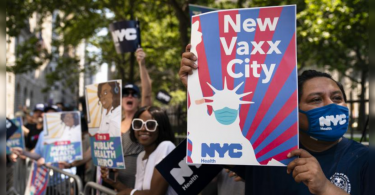 Broadway to need vaccination, mask for audience members