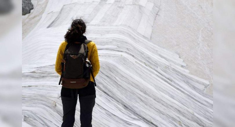 Italy includes a shrink glacier to save him from summer heat