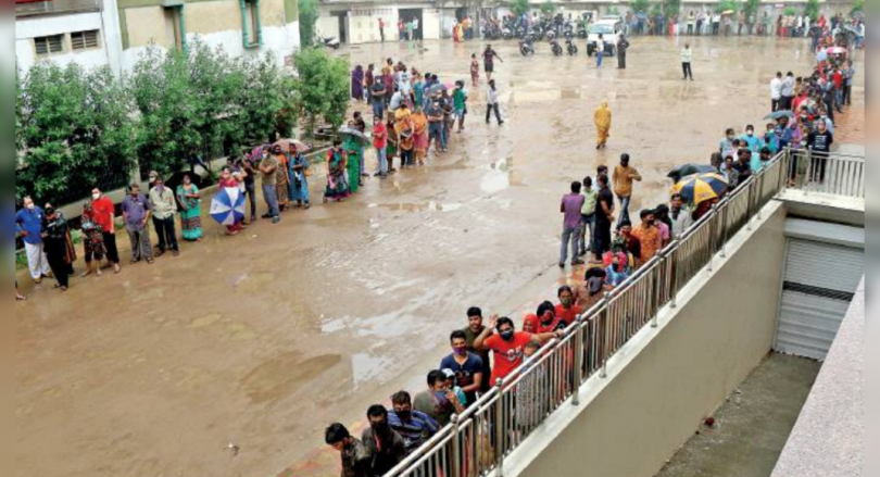 Gujarat: Biz owner looks for an extension of a vaccination deadline
