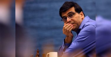 Viswanathan Anand Beats Garry Kasparov in Croatia Grand Chess Tour