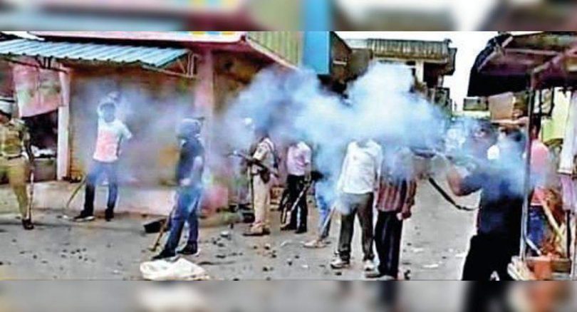 Riot Mobs Attack Kalol Police, Ransack Property for Human Detention