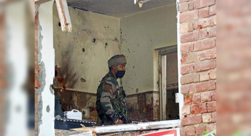 3 Leave terrorists killed, 2 soldiers soldiers injured in Kulgam Gunfight