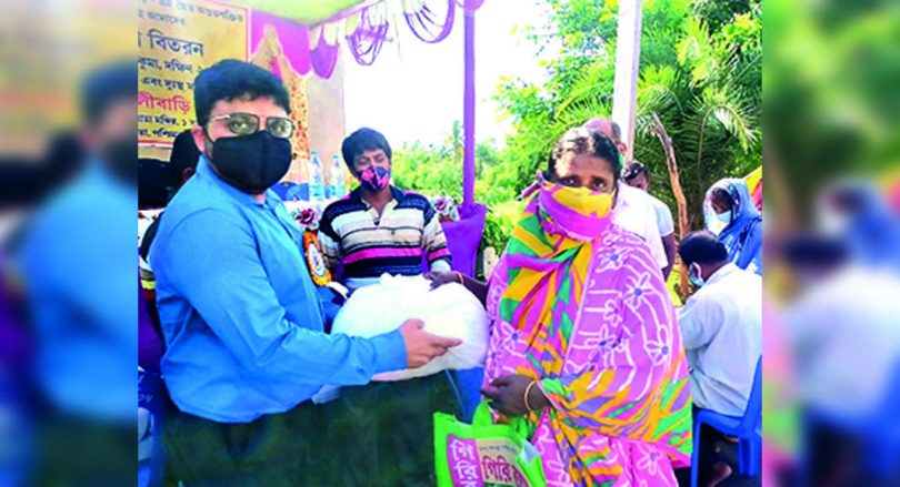 Kolkata: Help Lake Calibari for Cyclone Victims