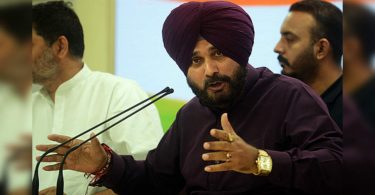 Sonia Gandhi pointed to Navjot Singh Sidhu Head of Punjab Congress